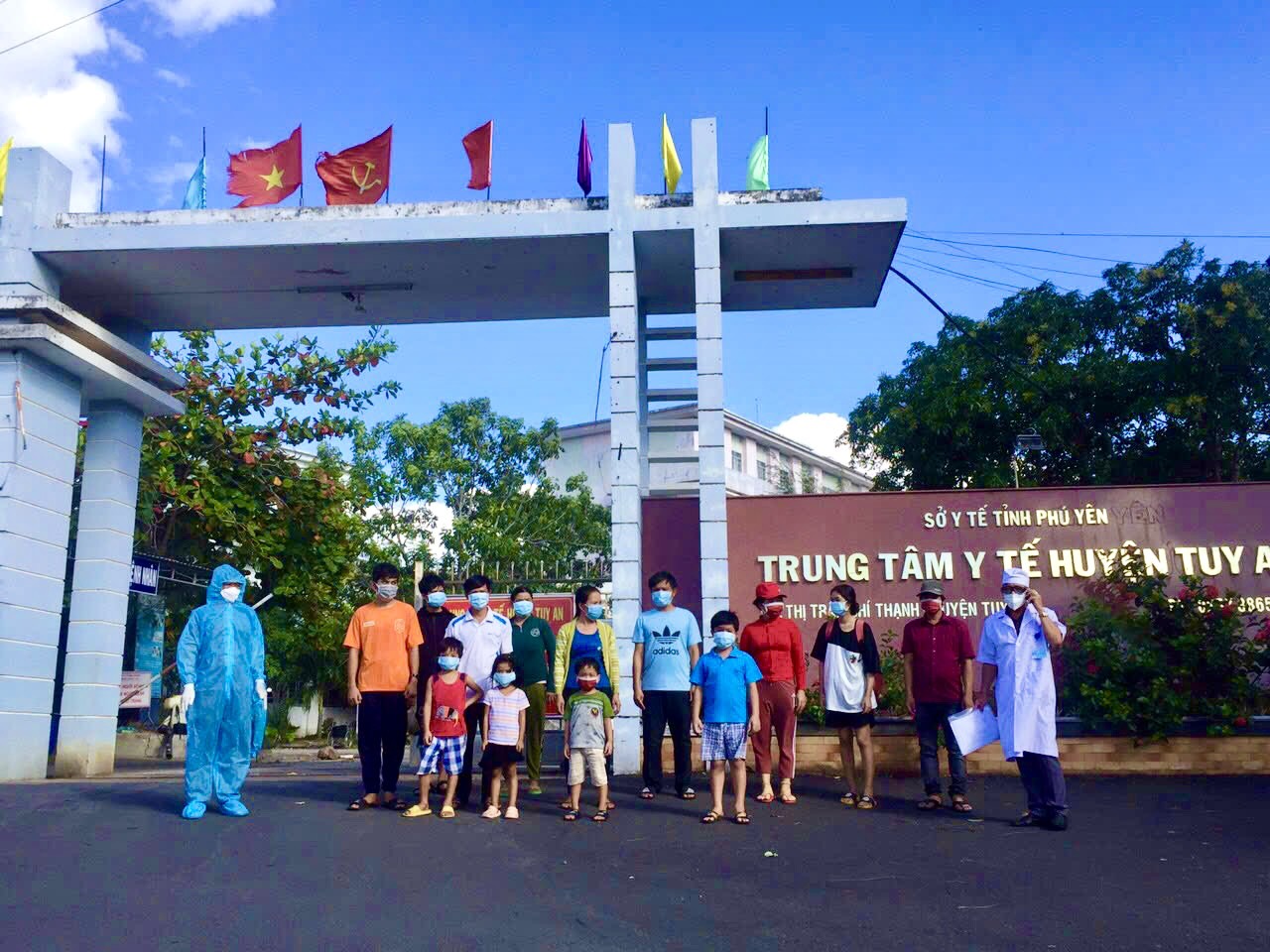 Hồi ức những ngày tháng chống dịch tại Bệnh viện Dã chiến huyện Tuy An trong Đại dịch Covid-19