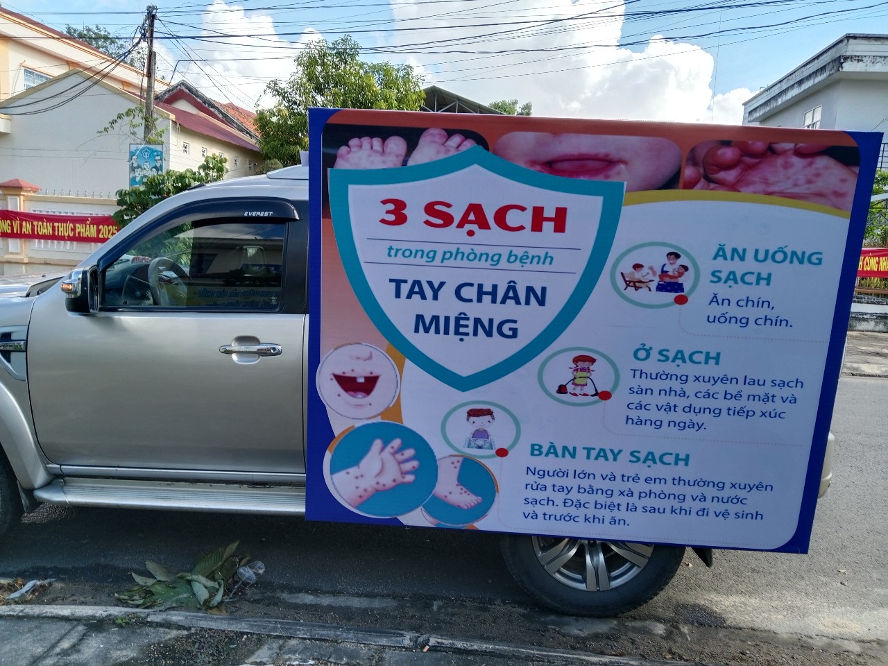 Trung tâm Y tế huyện Tuy An tích cực triển khai công tác Phòng chống bệnh Tay chân miệng