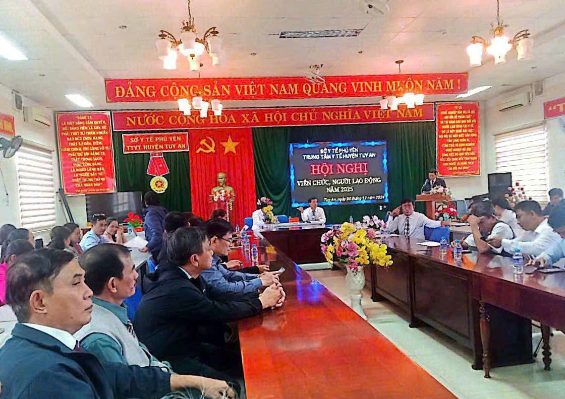 Trung tâm Y tế huyện Tuy An tổ chức Hội Nghị cán bộ viên chức, người lao động  năm 2025
