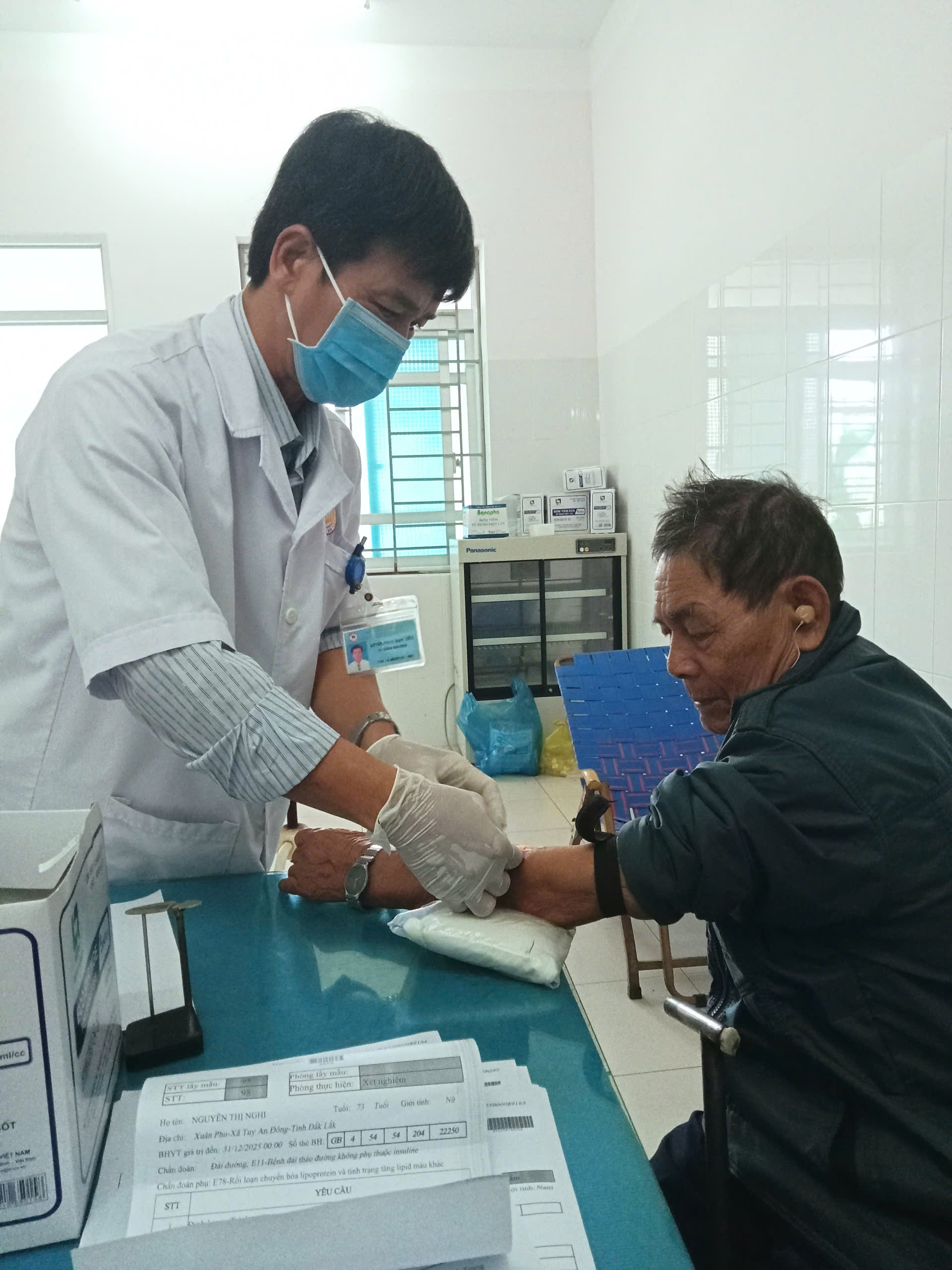 Trung tâm Y tếTuy An khám sức khỏe cho cán bộ thuộc diện tỉnh quản lý năm 2025